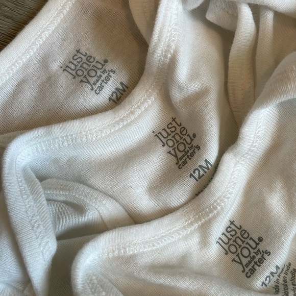 Carter's white 3 pack baby bodysuits - Picture 3 of 3